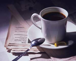Uống cà phê giúp bảo vệ não